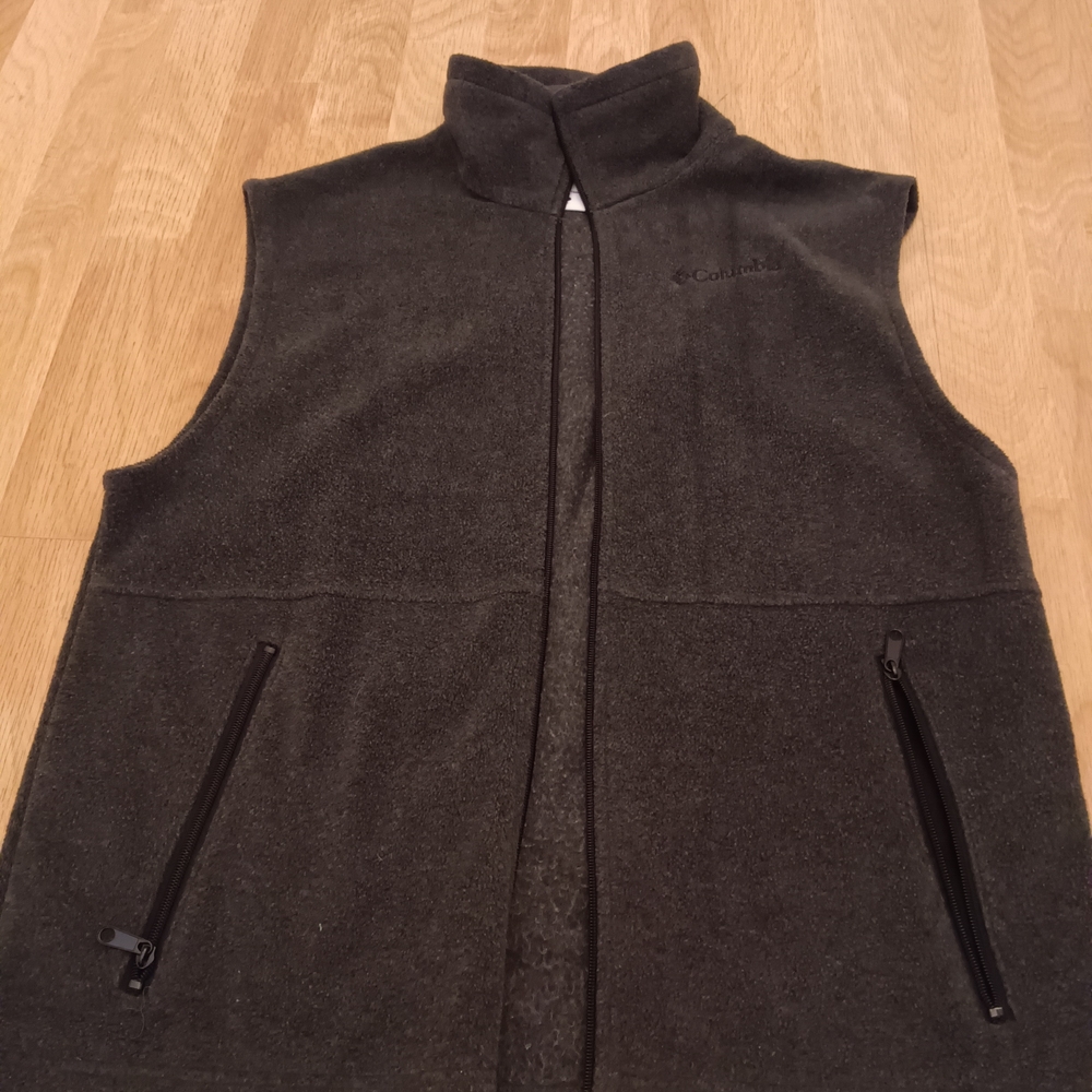 Columbia/ Men's / Grey Columbia Fleece Vest/ Size M - Picture 3 of 6